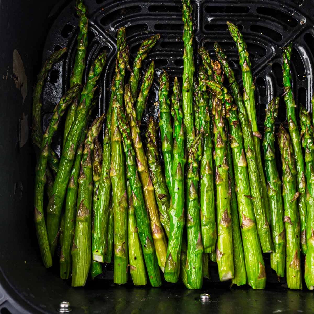 How to Make Crispy Air Fryer Asparagus in Under 10 Minutes